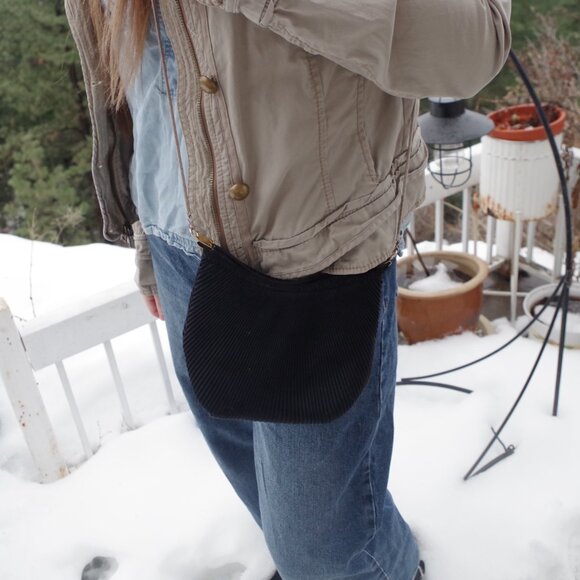 Vintage 40s Black Pleated Evening Purse By DuVal - Picture 4 of 5